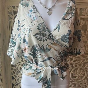Floral Wrap Top - Cream